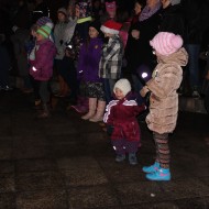 Pirmā advente Madlienā.Rozes egles iedegšana Aspazijai.