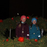 Pirmā advente Madlienā.Rozes egles iedegšana Aspazijai.