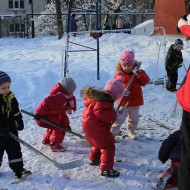 Sniega diena bērnudārzā.