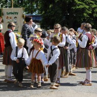 Deju kolektīvs “Lienīte” : “Latvju bērni danci veda” Ludzā