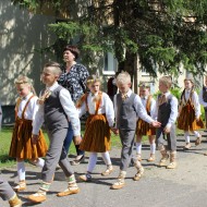 Deju kolektīvs “Lienīte” : “Latvju bērni danci veda” Ludzā