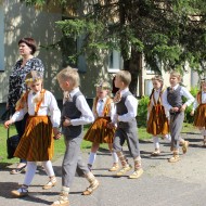 Deju kolektīvs “Lienīte” : “Latvju bērni danci veda” Ludzā