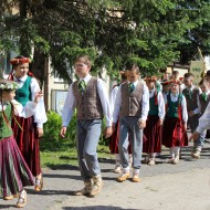 Deju kolektīvs “Lienīte” : “Latvju bērni danci veda” Ludzā