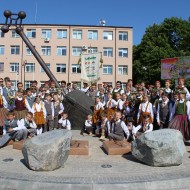 Deju kolektīvs “Lienīte” : “Latvju bērni danci veda” Ludzā