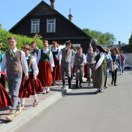 Deju kolektīvs “Lienīte” : “Latvju bērni danci veda” Ludzā