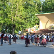 Deju kolektīvs “Lienīte” : “Latvju bērni danci veda” Ludzā