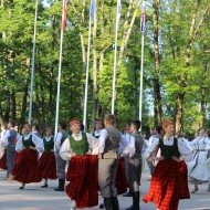 Deju kolektīvs “Lienīte” : “Latvju bērni danci veda” Ludzā