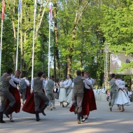 Deju kolektīvs “Lienīte” : “Latvju bērni danci veda” Ludzā