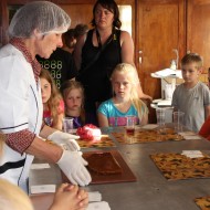 Deju kolektīvs “Lienīte” : “Latvju bērni danci veda” Ludzā