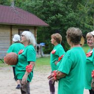 Starppagastu senioru sporta spēles “Kam vēl nav 100, tas var!”