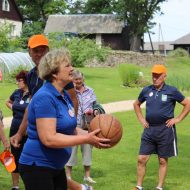 Starppagastu senioru sporta spēles “Kam vēl nav 100, tas var!”